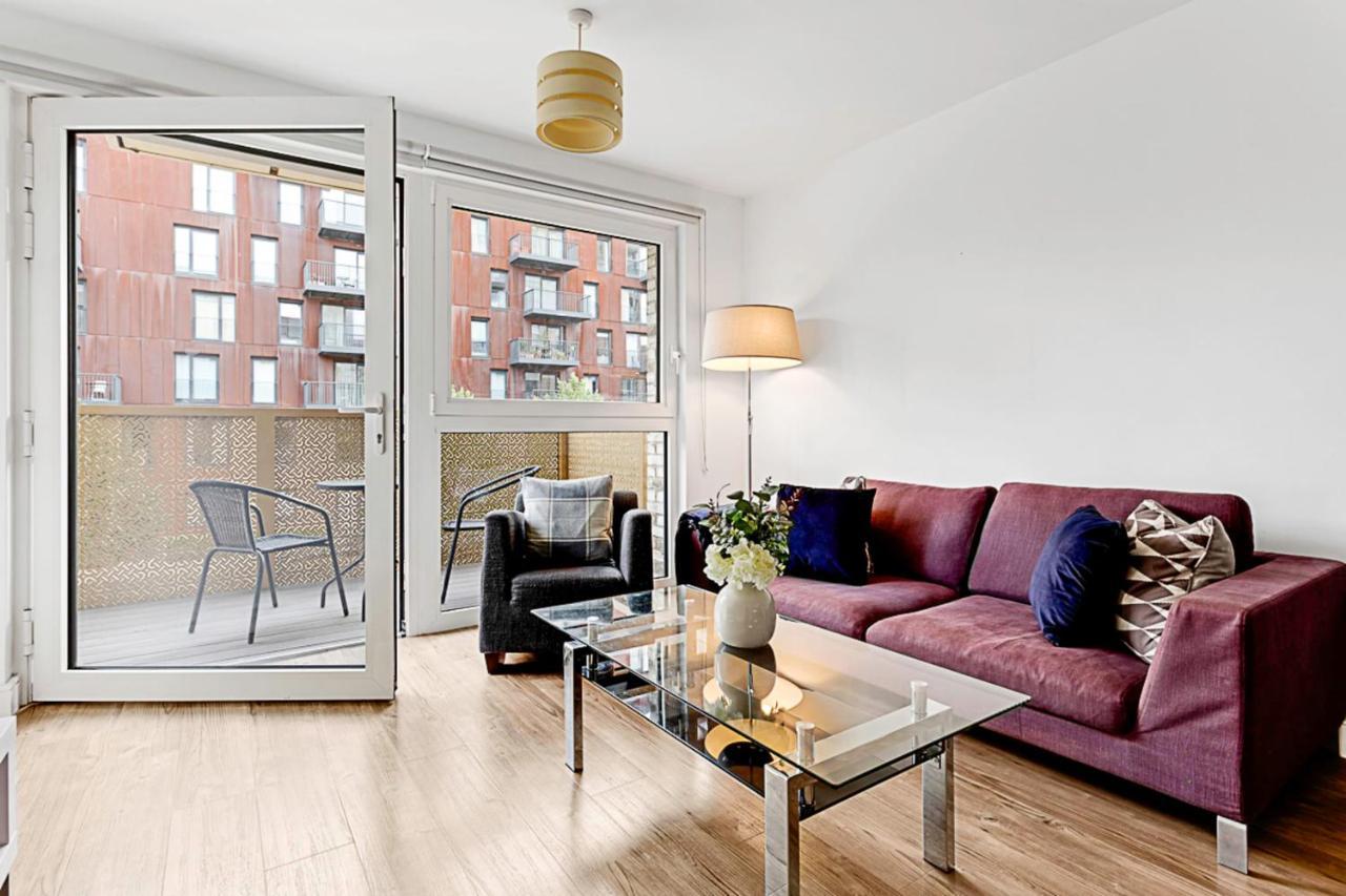 Beautiful In Surrey Quays Appartement *