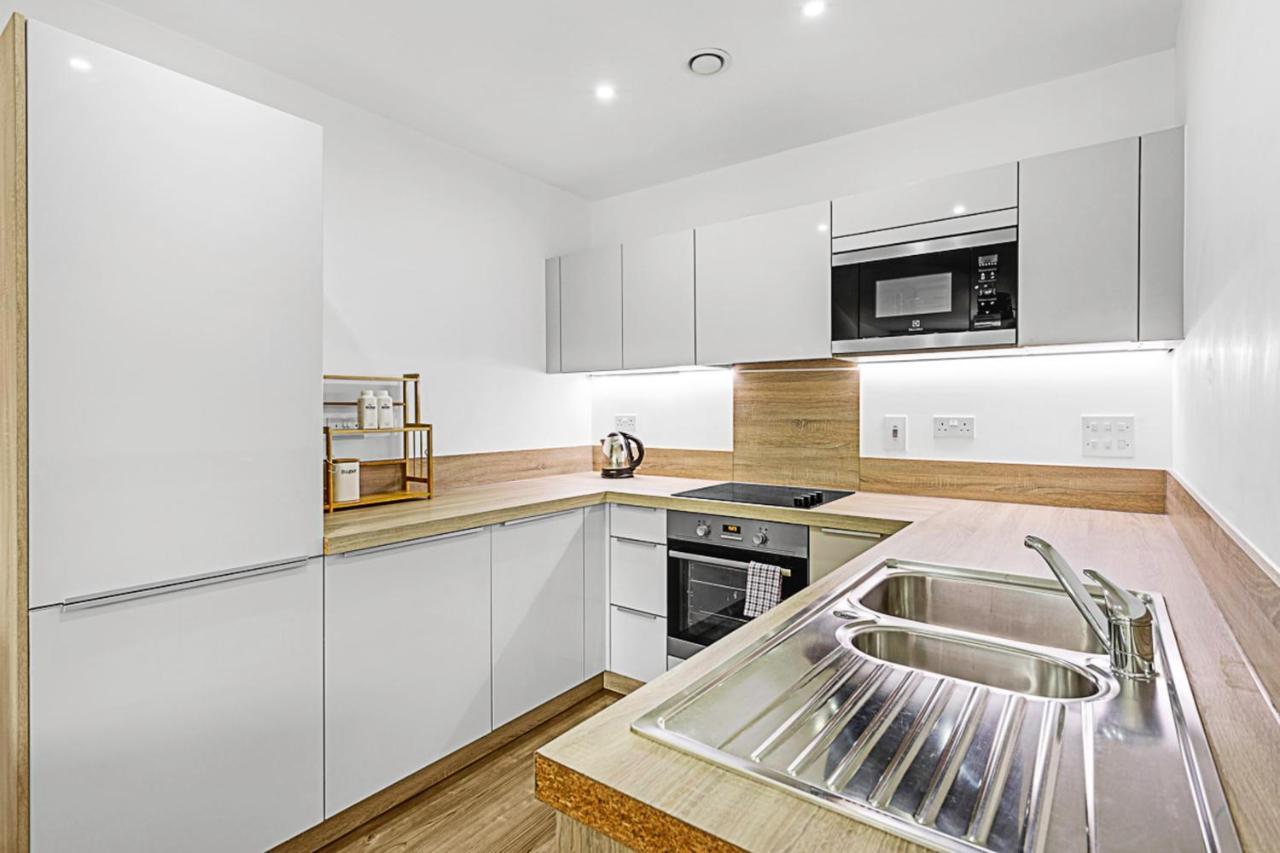 Beautiful In Surrey Quays Appartement Londres